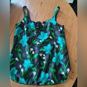 Marc Jacobs NWOT size 4 Vintage silk floral camisole. Perfect condition.